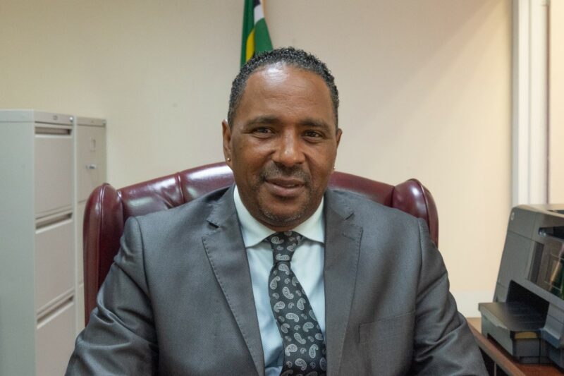 DOMINICA: Former government Minister Dr. Kenneth Darroux arrested for the importation of gun accessories without a license