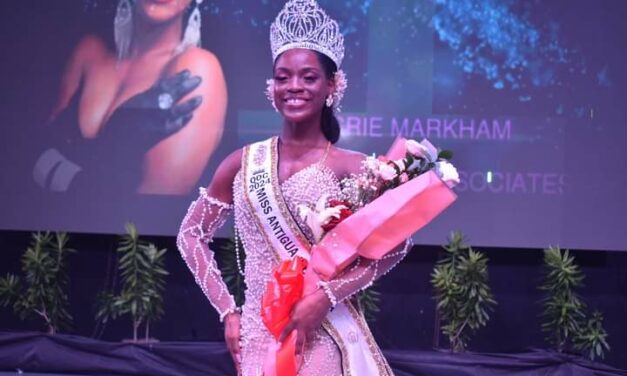 Desrie Makram Crowned Queen of Carnival 2024