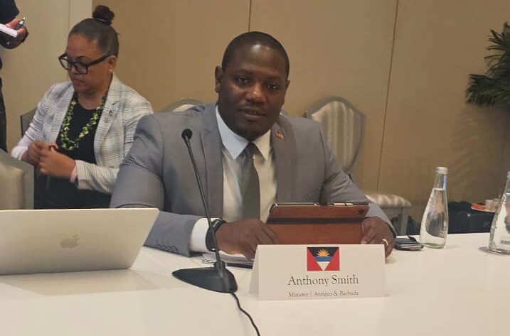 Anthony Smith attends pre-COP meeting Bahamas