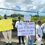 Low Turnout at Picket Against Proposed Vehicle License Fee Increase