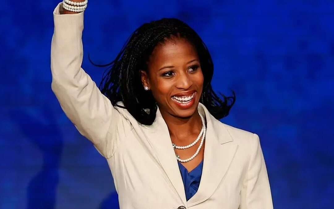 Mia Love the first black US Republican congresswoman has died at age of 49