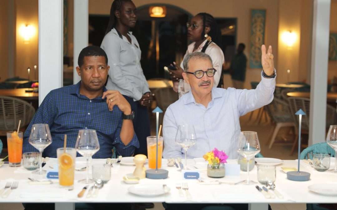 Minister Charles Fernandez Hosts Exclusive Tourism Leaders’ Dinner at Jumby Bay