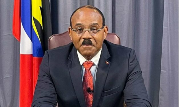 PM Browne Says Commonwealth Could Form Powerful Alliance of Middle Powers