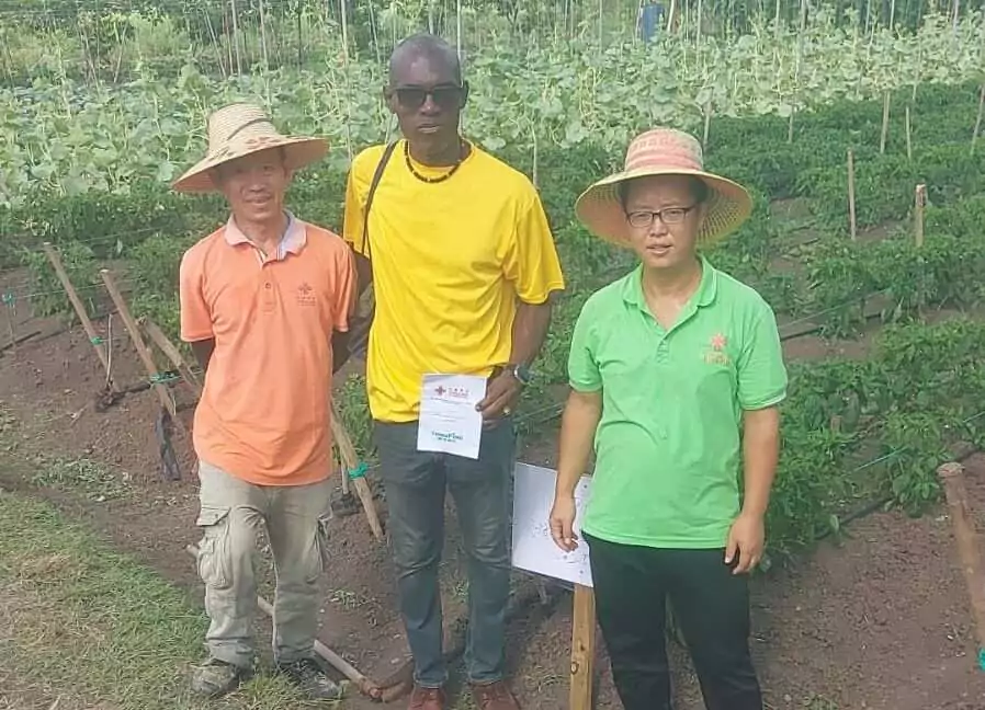 Chinese Embassy in partnership with Yuan Longping High Tech Agricultural Co., Ltd., hosted an educational outreach session at the Greencastle Agricultural Station