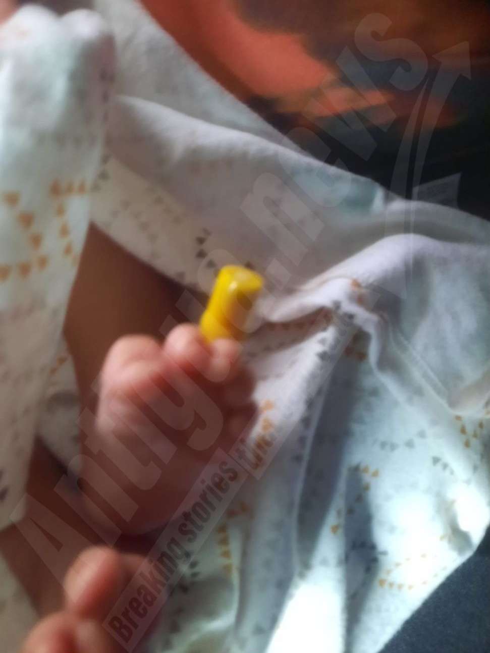 Parents Seek Legal Advice After Needle Discovered in Newborn's Foot Post-Discharge