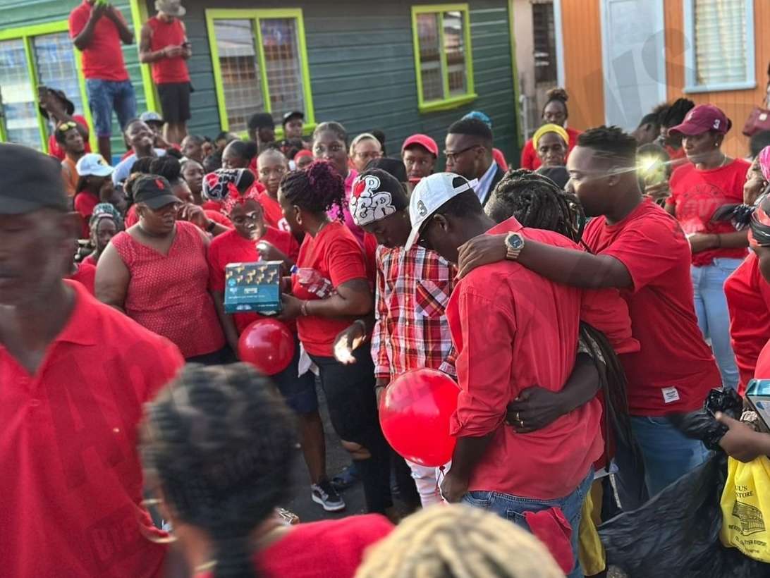 HAPPENING NOW: Candlelight Vigil Draws Hundreds in Memory of Vonde Bowers