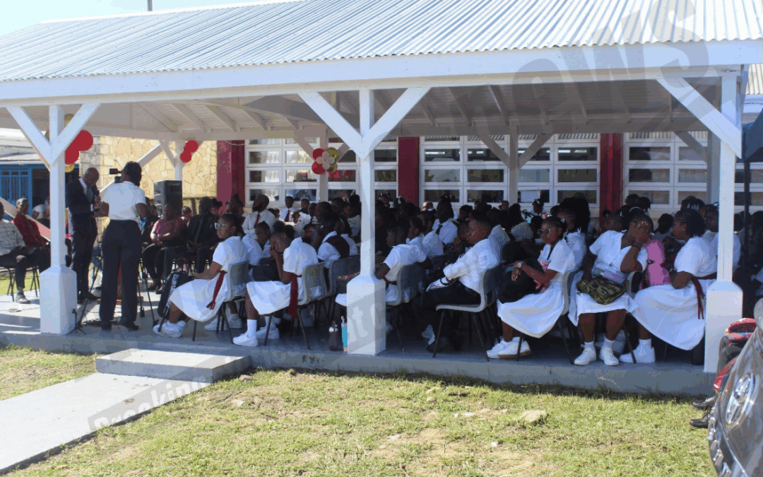 One School, One Future: Pares and Glanvilles Students Begin a New Chapter Together