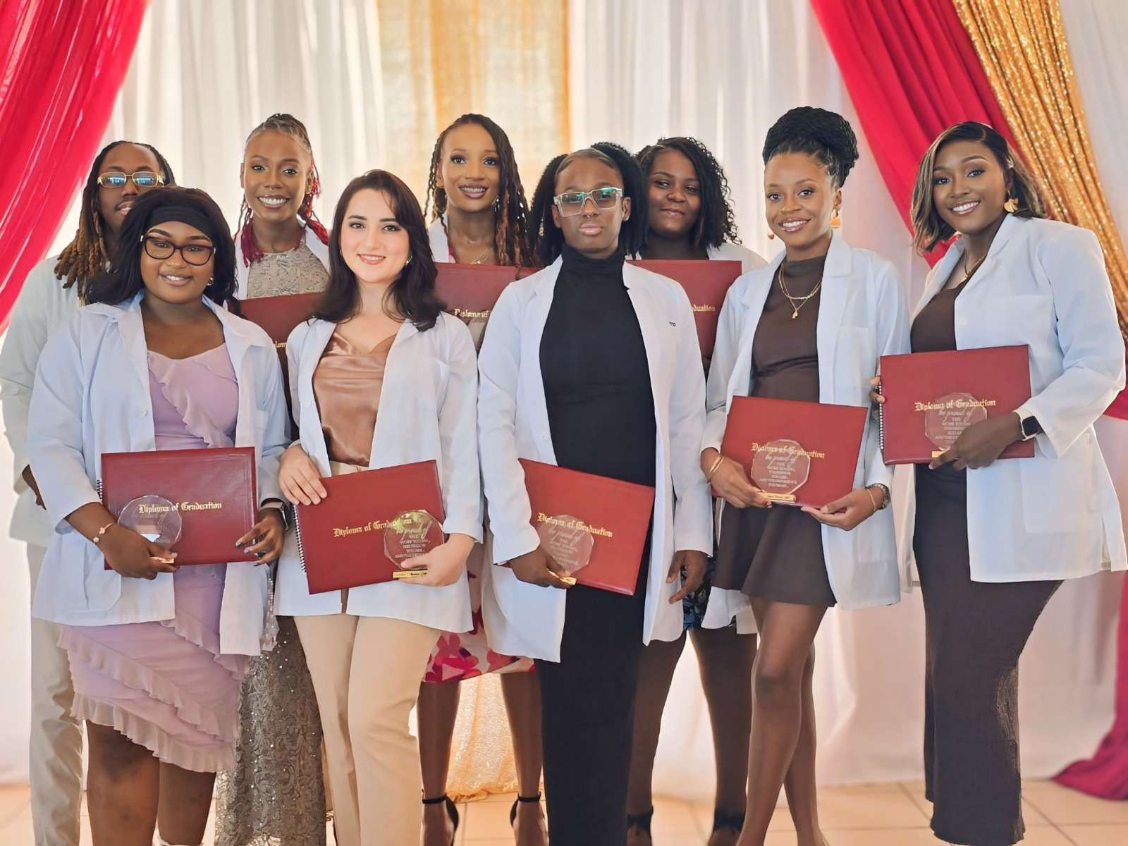 SLBMC Celebrates New Doctors at Internship Graduation