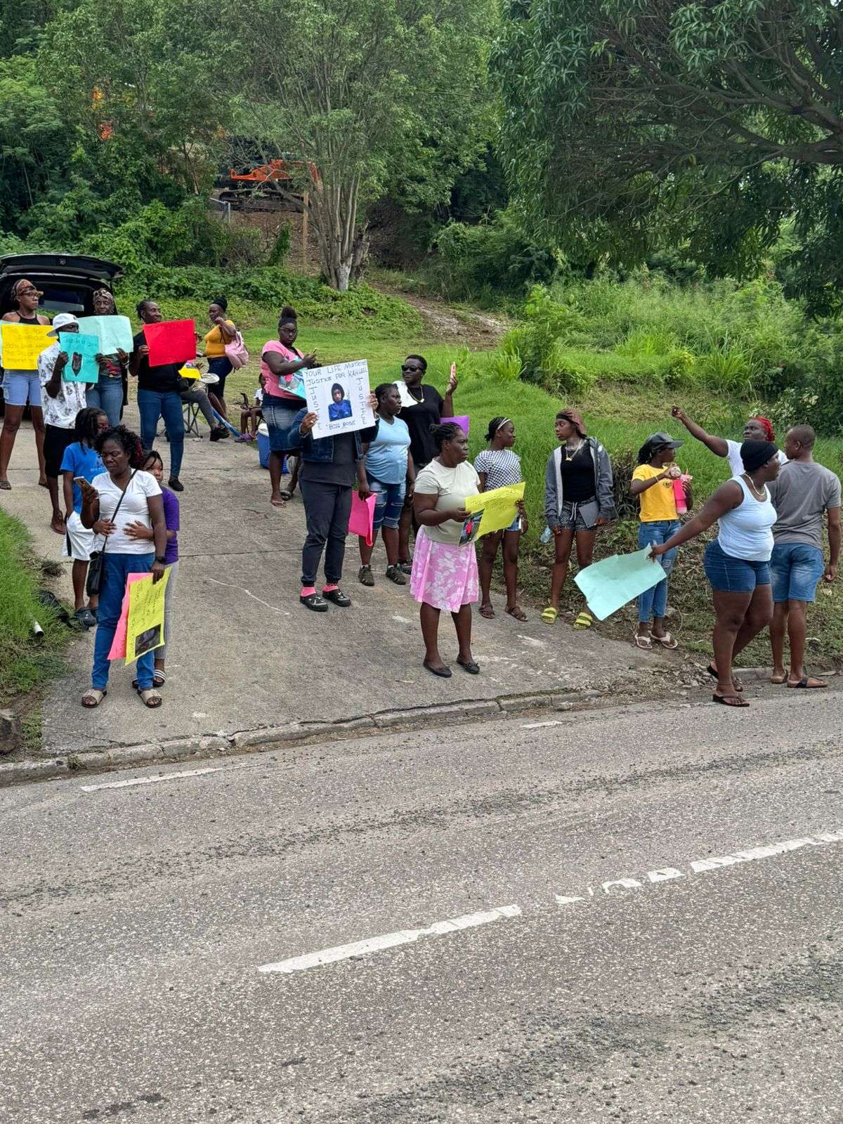 Protesters Calls for Justice and Answers for Khaleel Simon Outside Bolans Police Station