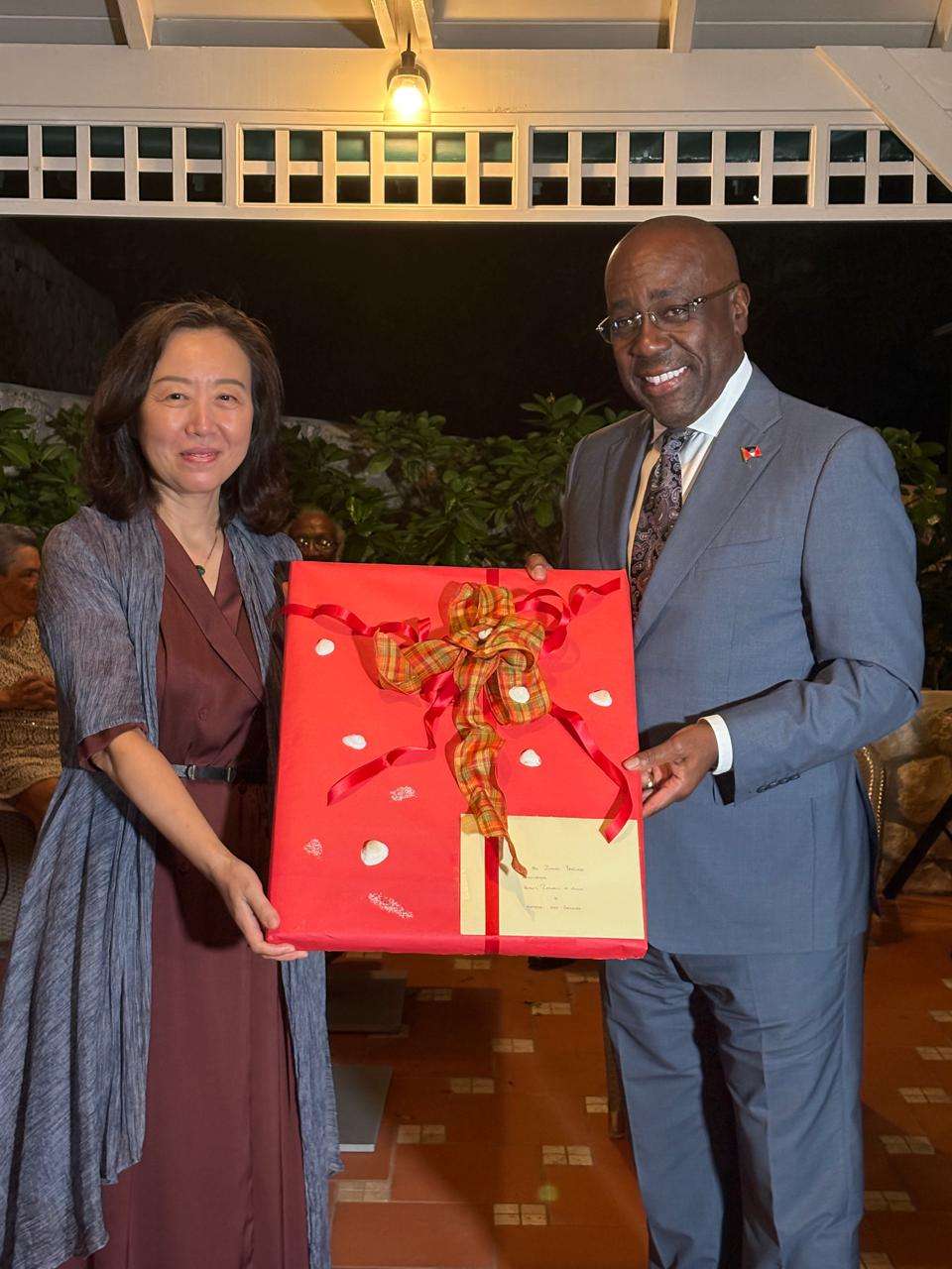 Foreign Minister Chet Greene Reflects on “A True Friend of Antigua and Barbuda”