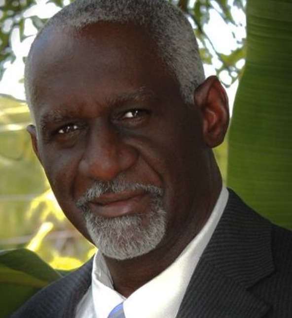 Inaugural Eustace Hill STEM Scholarship Awarded to Lakeea Allen, Honouring a Legacy of Education and Innovation