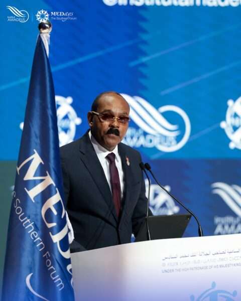 PM Browne Congratulates New St Vincent Leader, Pays Tribute to Gonsalves’ Legacy