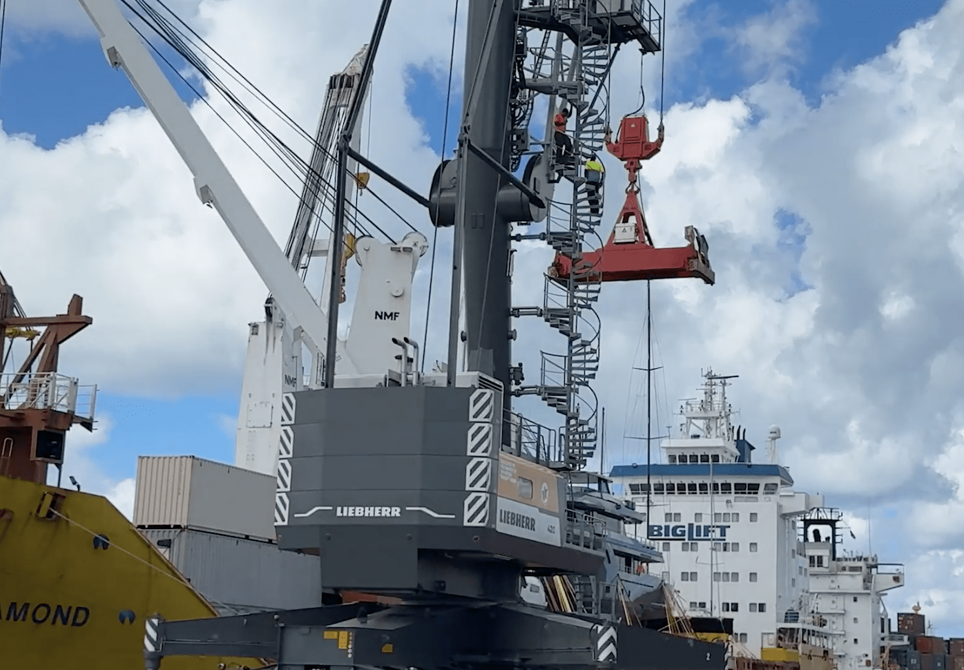 New High-Capacity Mobile Harbour Crane Commissioned, Transforming Operations at Deepwater Harbour