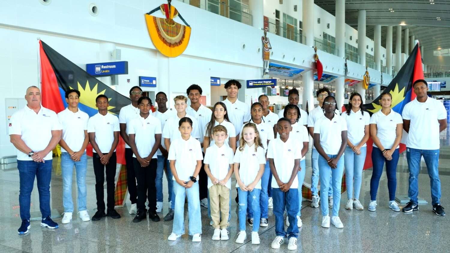 Calvin Ayre Foundation Makes Waves with EC$84,132 Platinum Sponsorship for National Swim Team