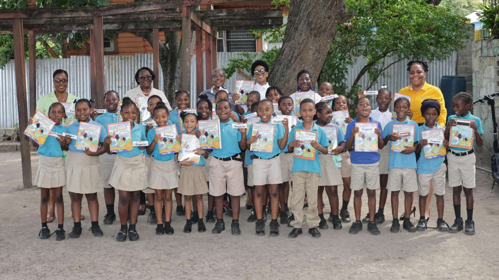 Tropical Shipping Brings Logistics to Life for Foundation Mixed School Students