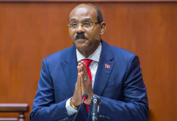 PM Browne Praises “Glowing” Throne Speech, Says Government Aiming for New Heights