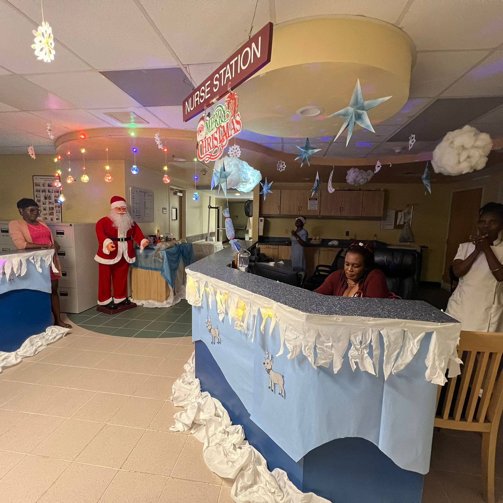 Outpatient Clinic Wins Hospital Christmas Decoration Competition
