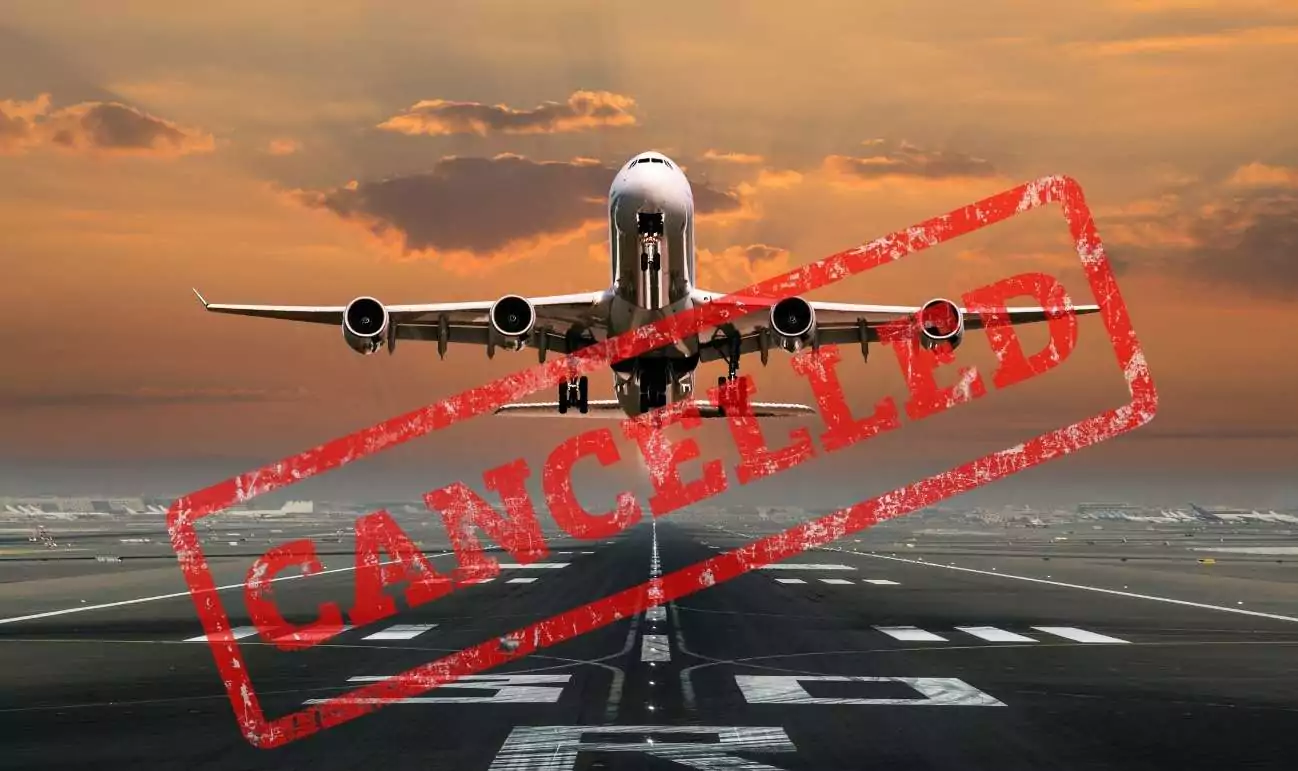 Flights Cancelled as Winter Snow Storm Sweeps Across New York