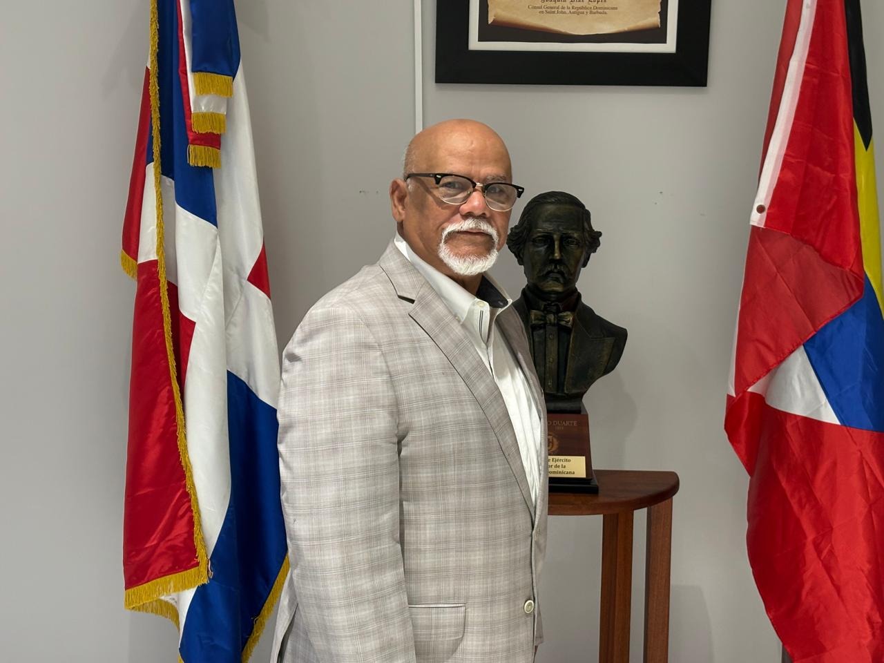 New Dominican Republic Consul General Assumes Post in Antigua