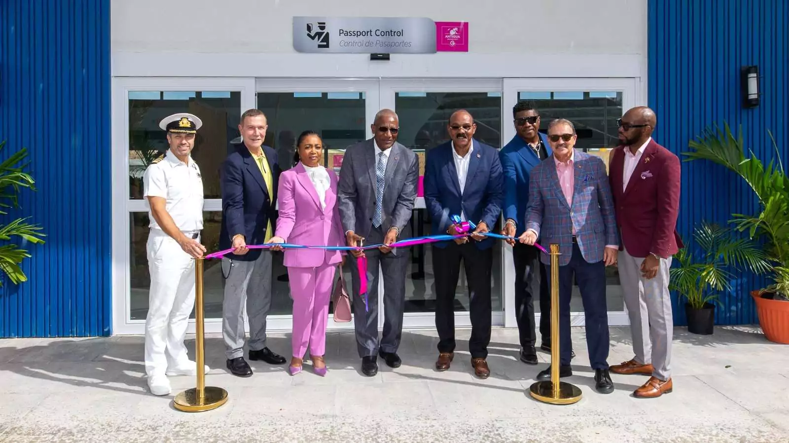New US $60 million cruise terminal opens in Antigua