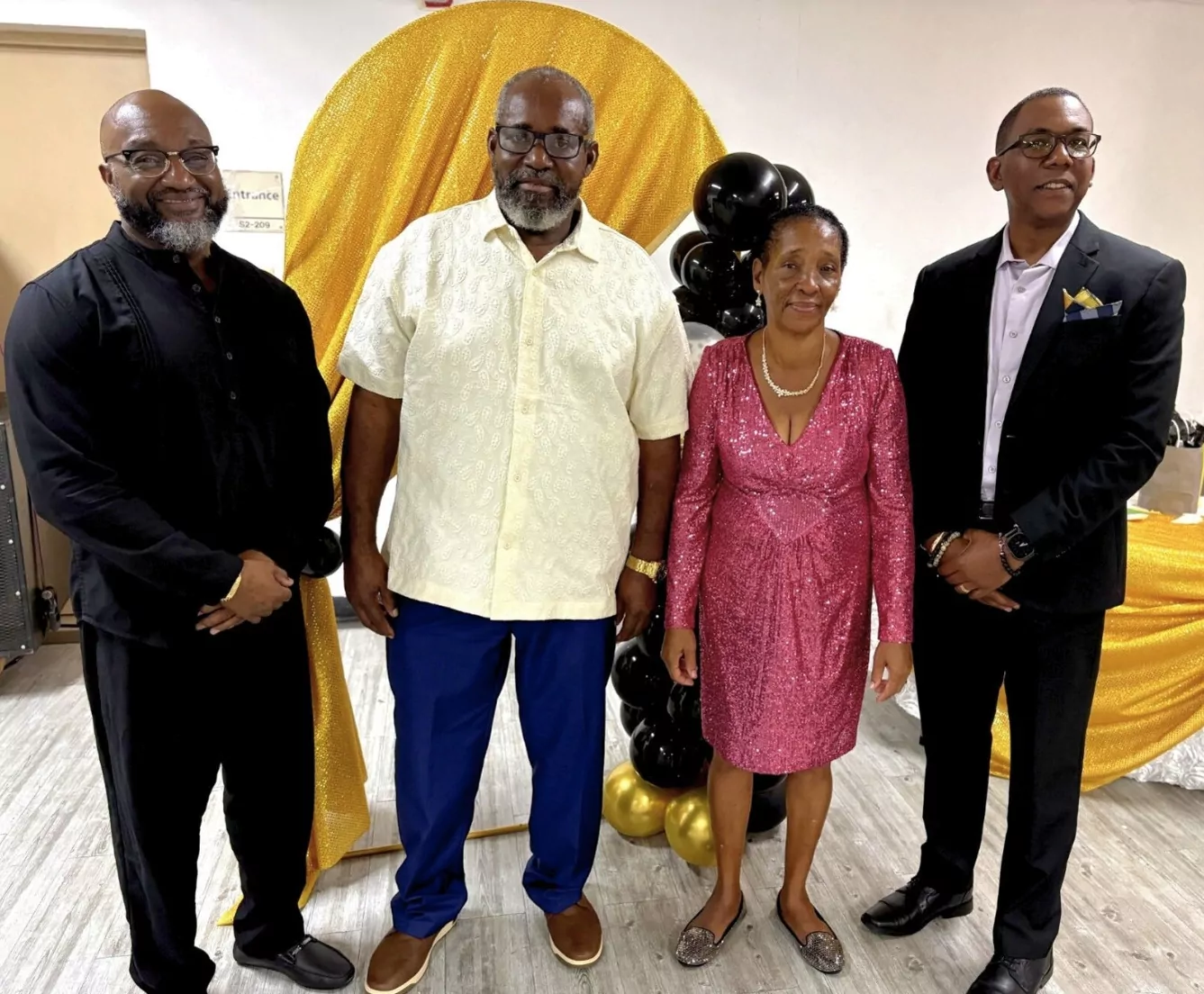 Tourism Ministry Celebrates Five Retirees at Staff Appreciation Dinner 