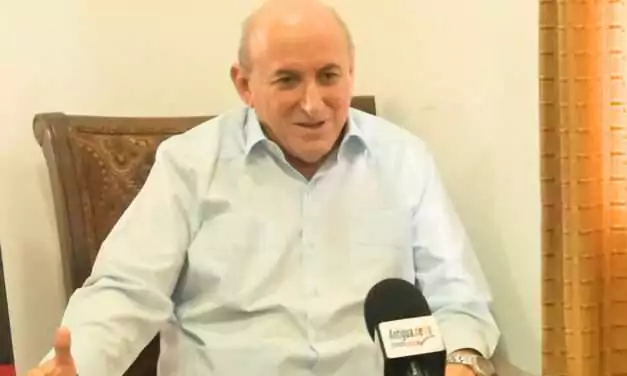 Cuba Slams Ecuador for Expelling Embassy Personnel Without Explanation