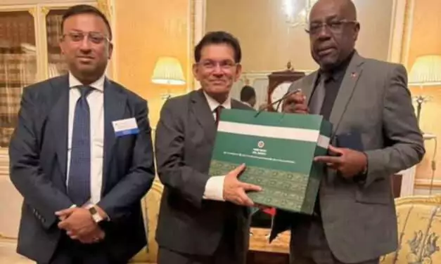 Antigua and Barbuda, Bangladesh Move to Strengthen Bilateral Cooperation at Commonwealth Meeting