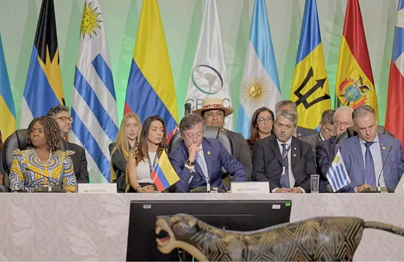 Xi Jinping Sends Congratulatory Message to 10th Summit of the Community of Latin American and Caribbean States