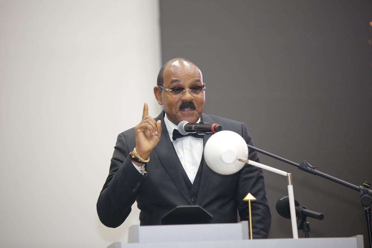 Elite Gathering Lights Up AUA as Sir Aziz Hadeed’s Knighthood Takes Centre Stage