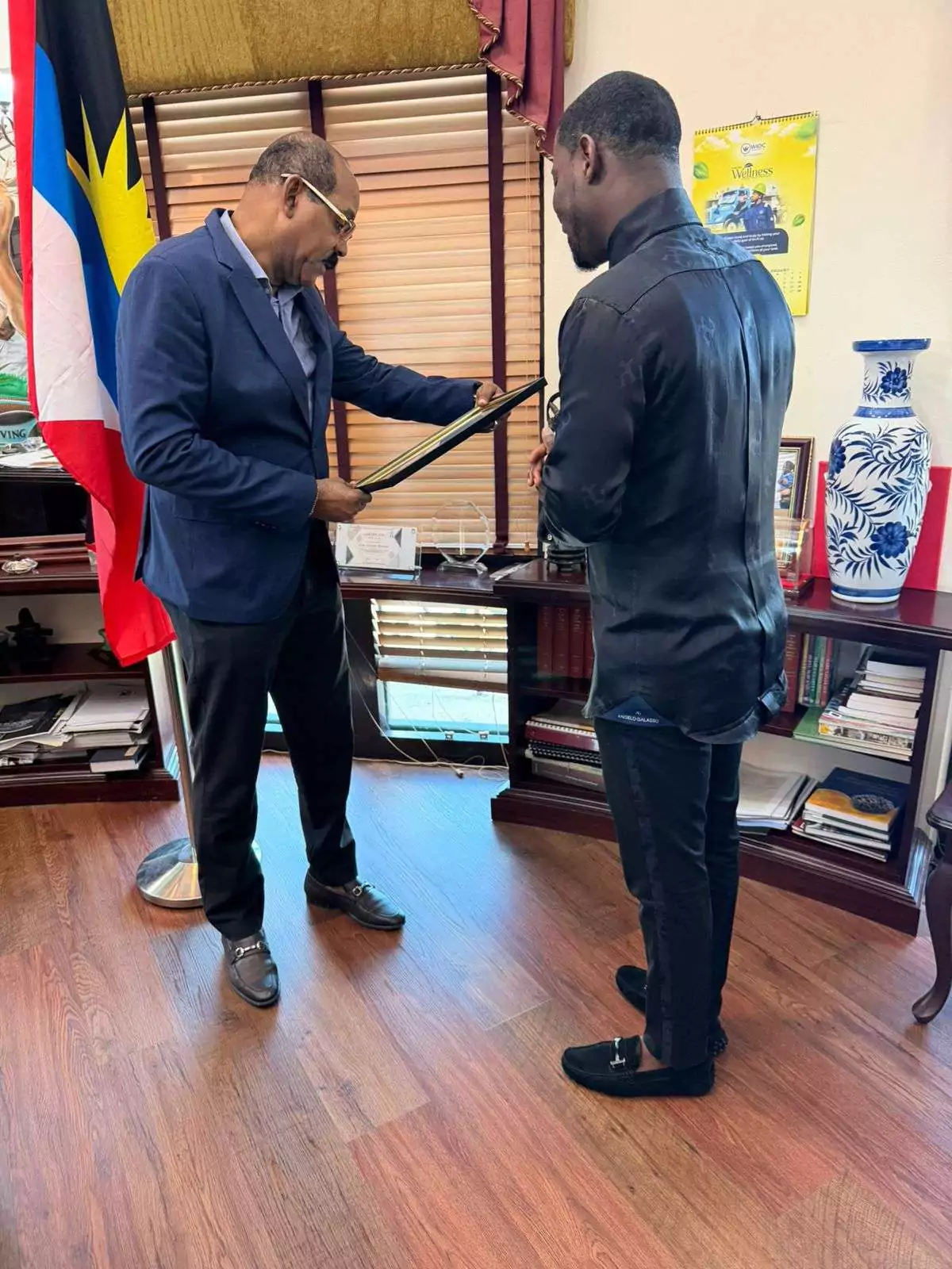 PM Browne Honoured with International Peace Award 