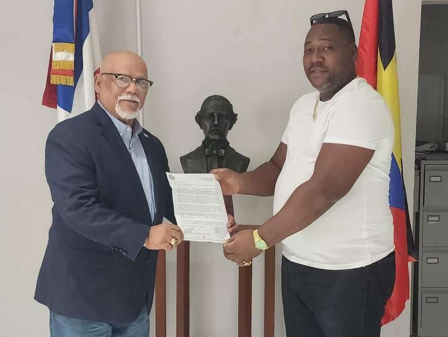 Dominican Republic Consul Honours Alex Martinez for Cultural Leadership in Antigua and Barbuda
