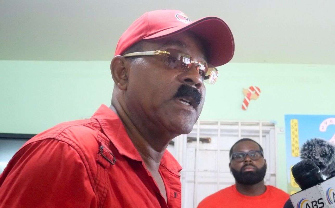 Browne Claims Car Dealers Behind UPP Duty-Free Vehicle Proposal