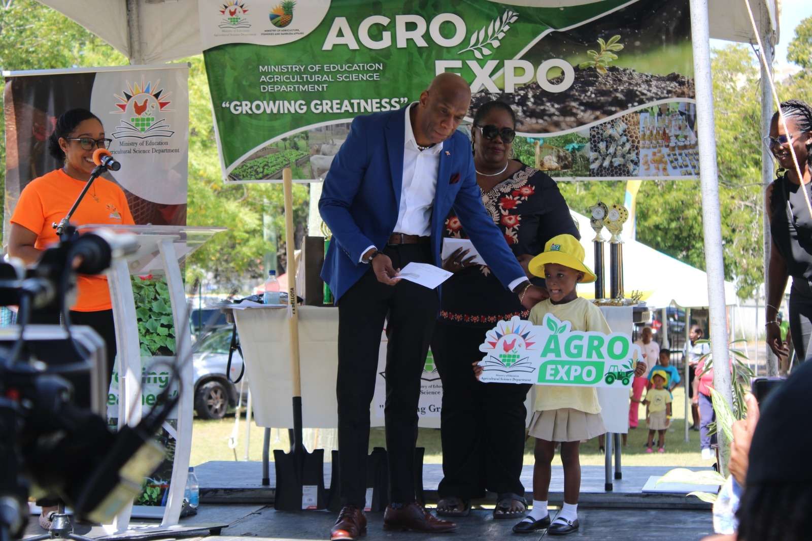 Young Farmers Impress as Competition Heats in 2026 Inter-school Garden Contest