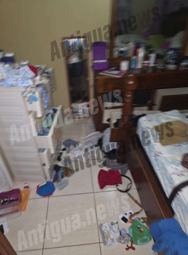 VIDEO: Thieves Strike Same Glanvilles Home Twice in Two Days, Stealing Cash, Jewellery and Electronics