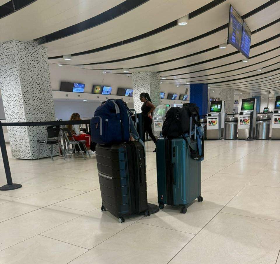 “Never Again”: Antiguan Family Stranded in Jamaica Blasts LIAT Over Cancelled Flight